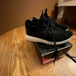 BNIB Black Running Shoes sz 7 wmns